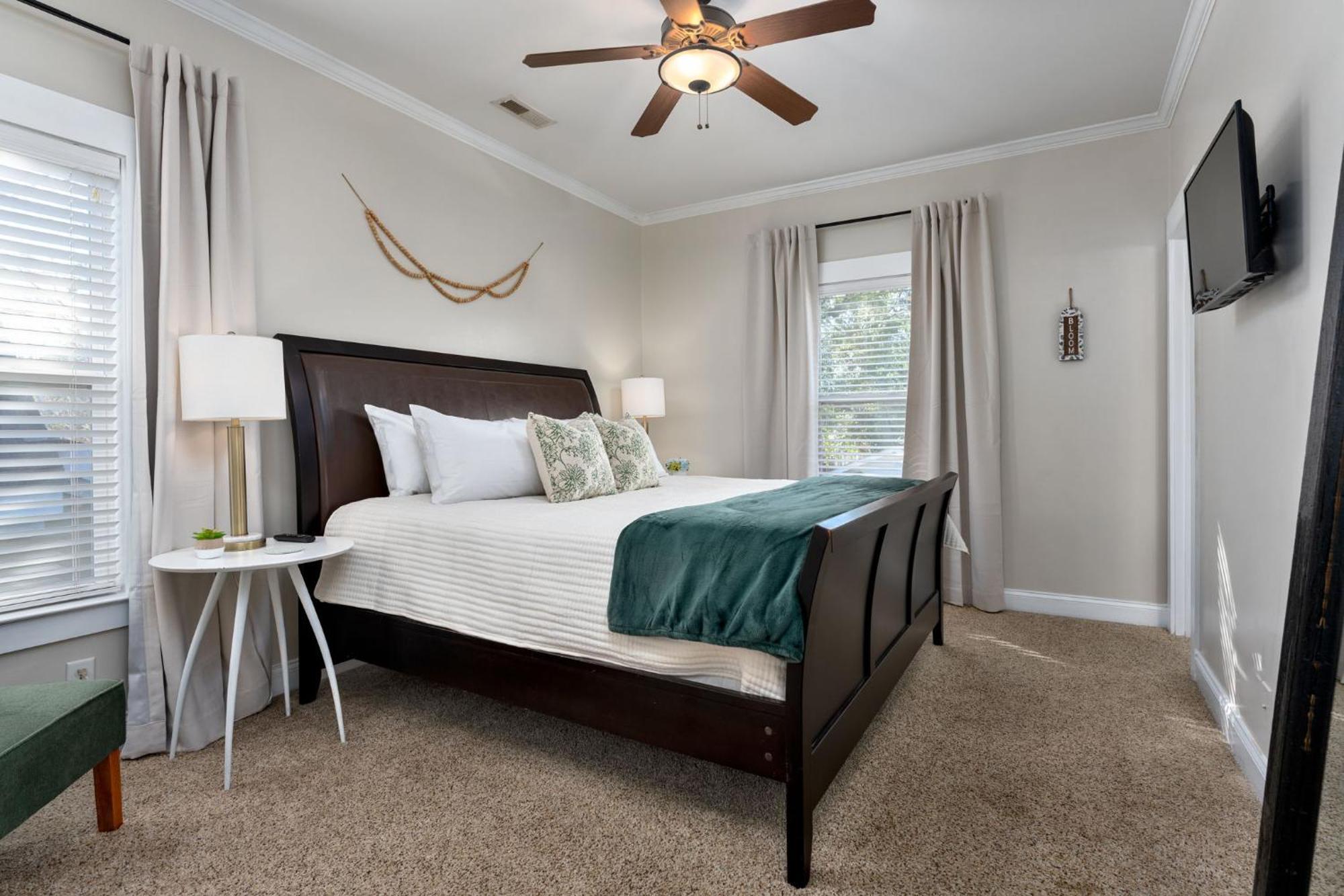 Downtown Wilmington Home ~ Pet Friendly Exterior foto
